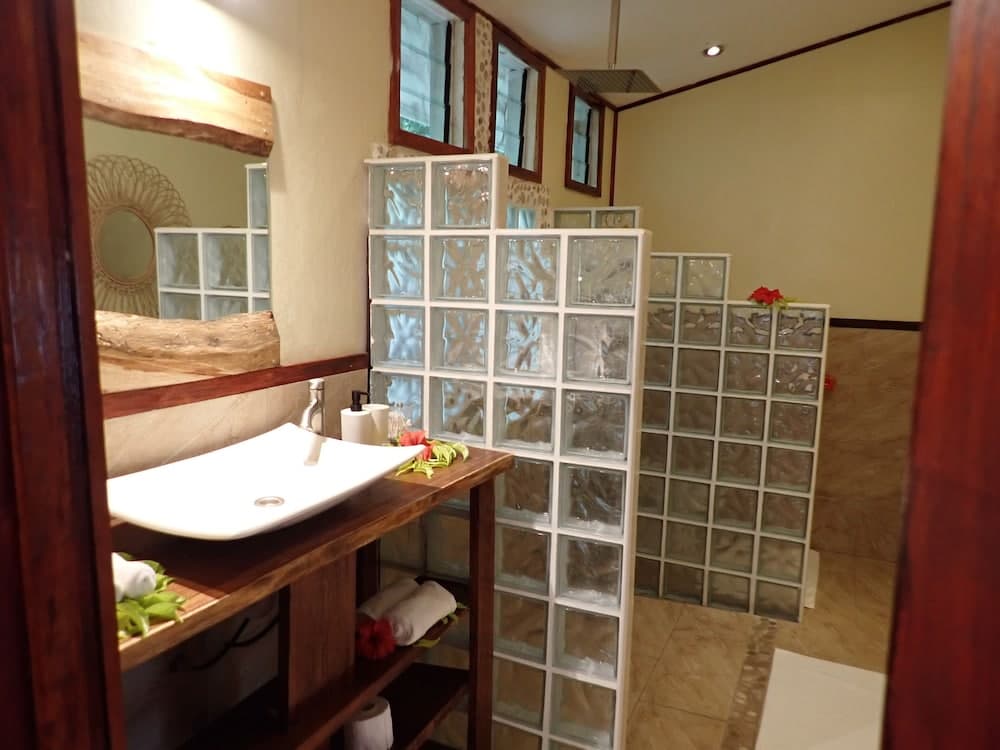 Luxury Cottage, Ocean View at Sau Bay Resort & Spa