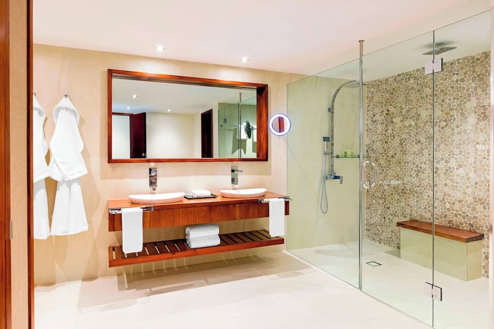 Westin, Suite, 1 Bedroom, Pool View at The Westin Fiji Golf Resort & Spa