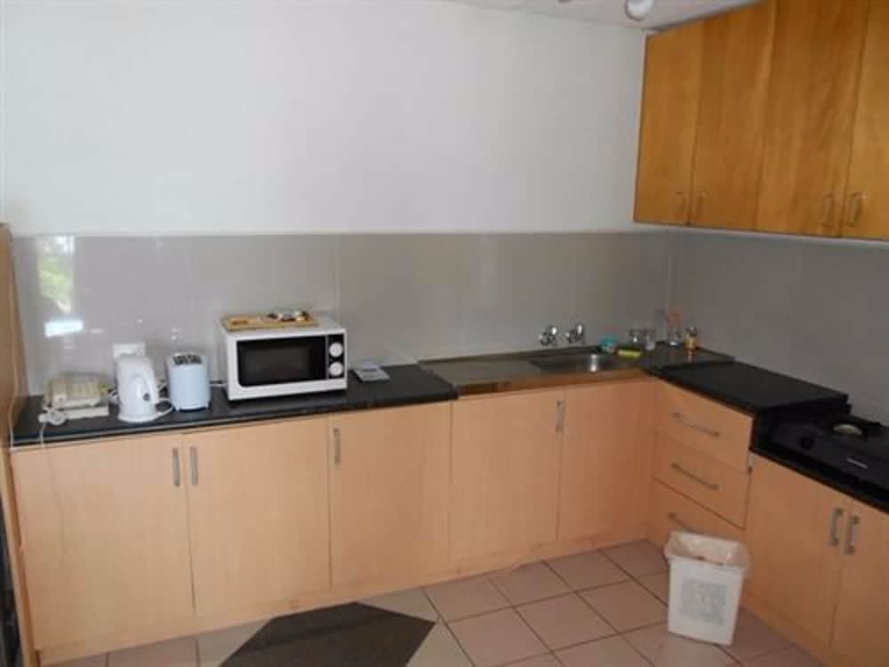 Standard Single Room at Elixir Hotel and Serviced Apartments