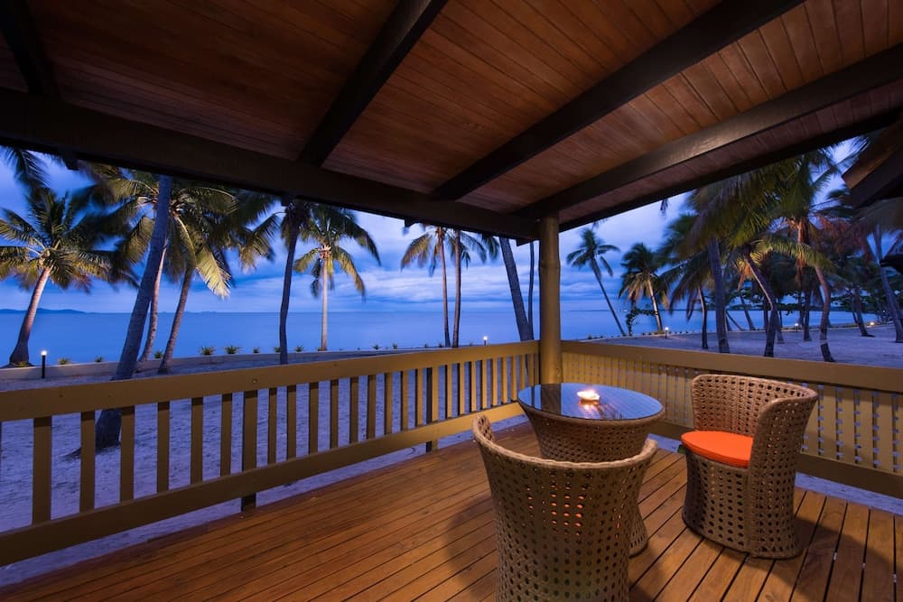 Room, 1 King Bed, Ocean View (BURE) at DoubleTree Resort by Hilton Hotel Fiji - Sonaisali Island