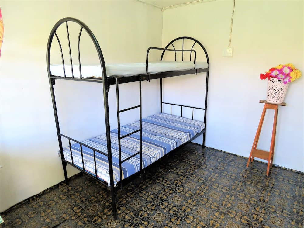 Bed in a 8-Bed Dormitory, Shared Bathroom at Mountain Oasis Farm Stay