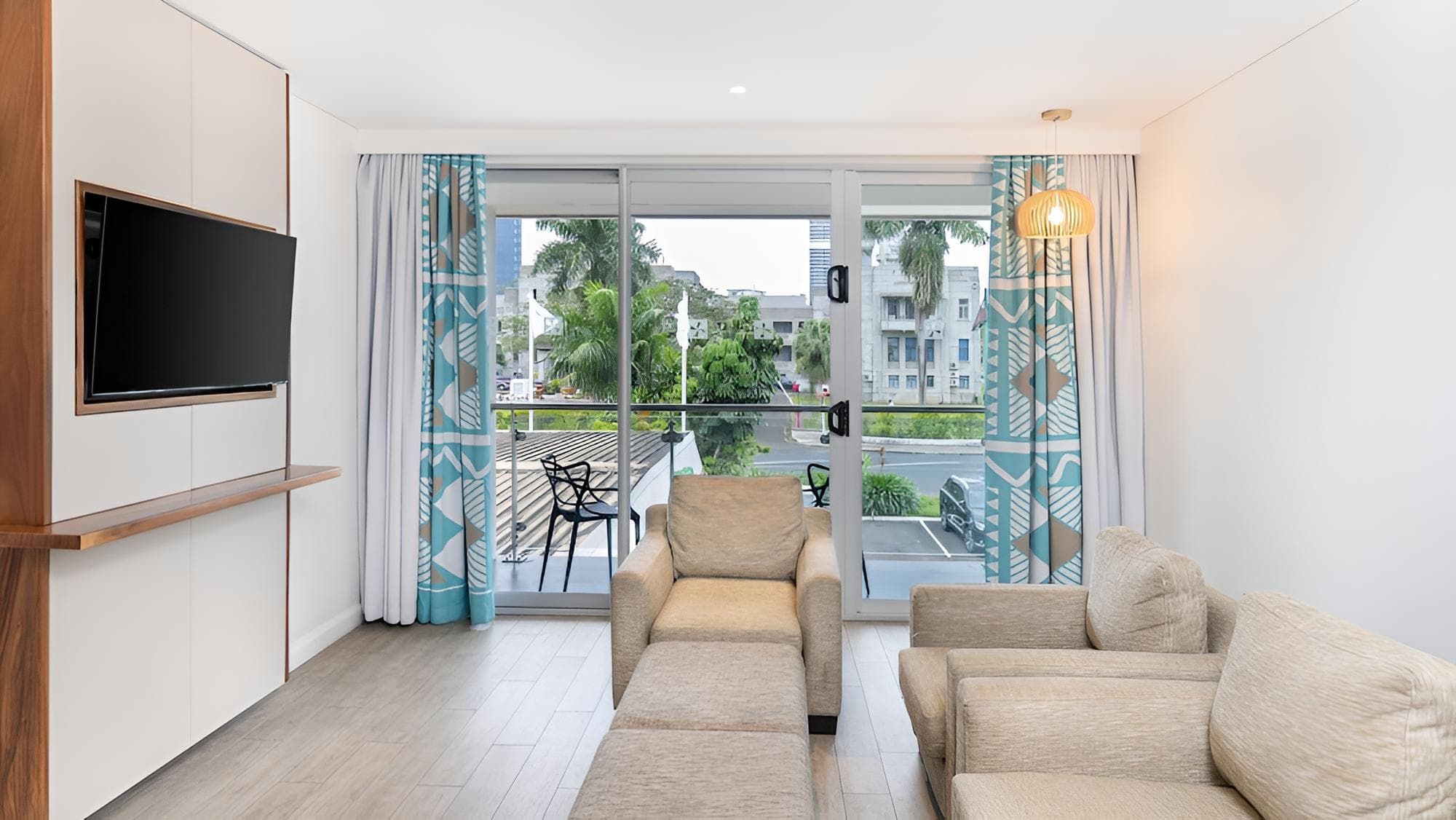 Suite, 1 King Bed, Balcony (Parliament View) at Holiday Inn Suva by IHG