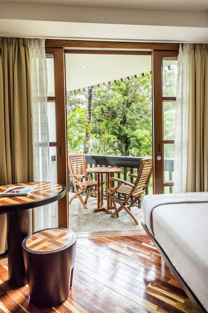 Room, Ocean View at Warwick Fiji
