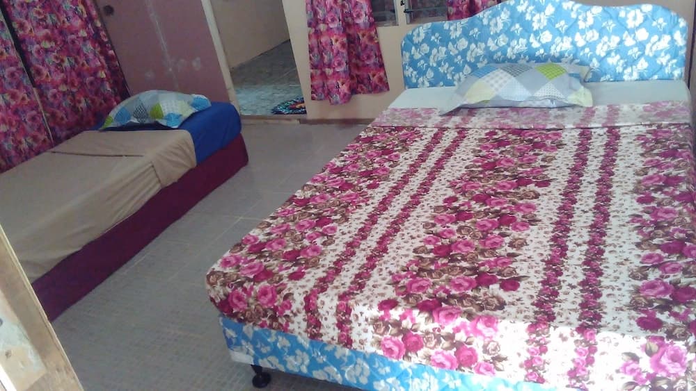 Basic Triple Room at Nacula Homestay