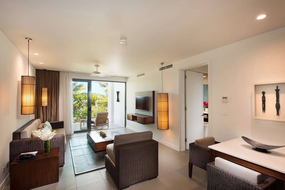 Room, 1 Bedroom, Kitchenette, Garden View (Laundry) at Hilton Fiji Beach Resort and Spa