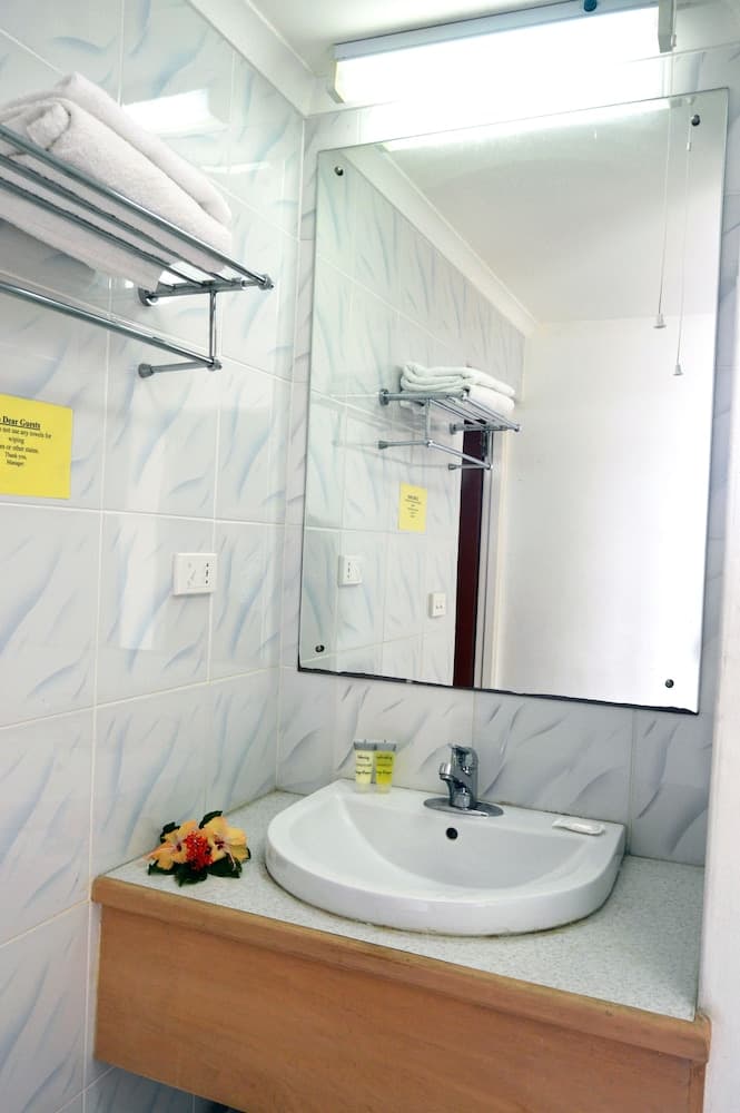 Deluxe Triple Room at Trans International Hotel