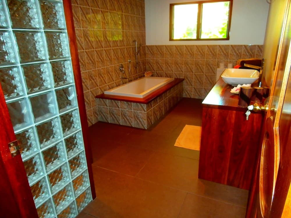 Luxury Suite at Korovesi Sunshine Villas