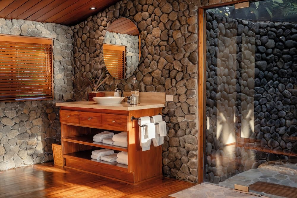 Room, 1 King Bed, Garden View at Wakaya Island Resort & Spa
