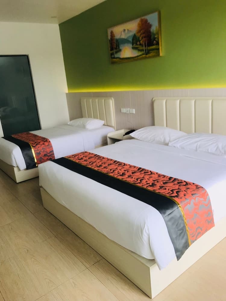 Deluxe Room, Balcony, River View at Nausori Plaza Hotel