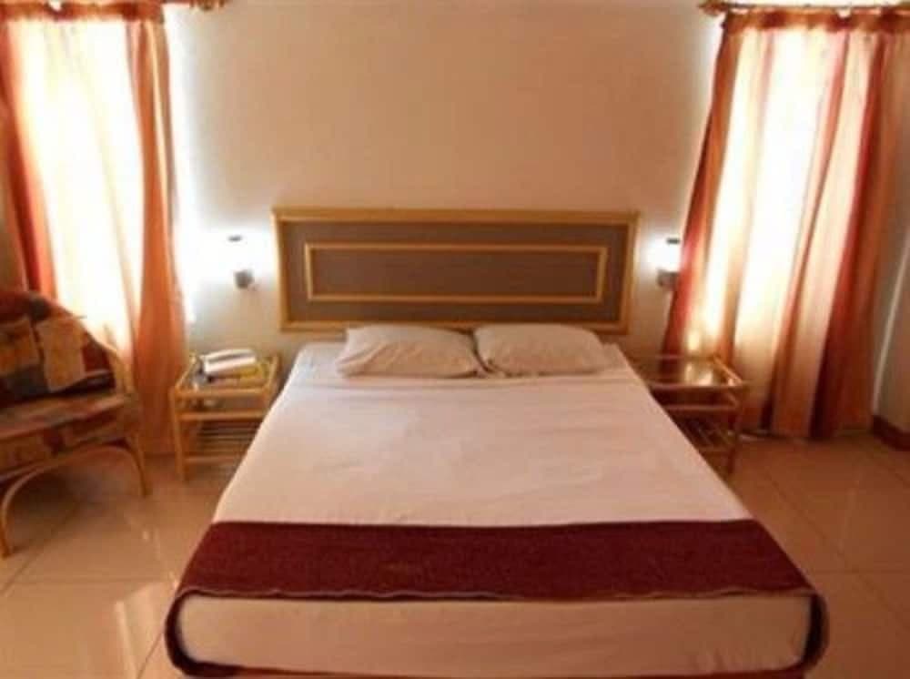 Standard Single Room at Elixir Hotel and Serviced Apartments