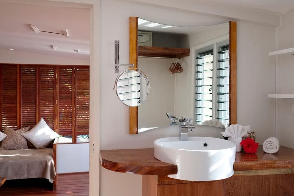 Luxury Villa, Jetted Tub, Beachfront (Standalone) at Nanuya Island Resort