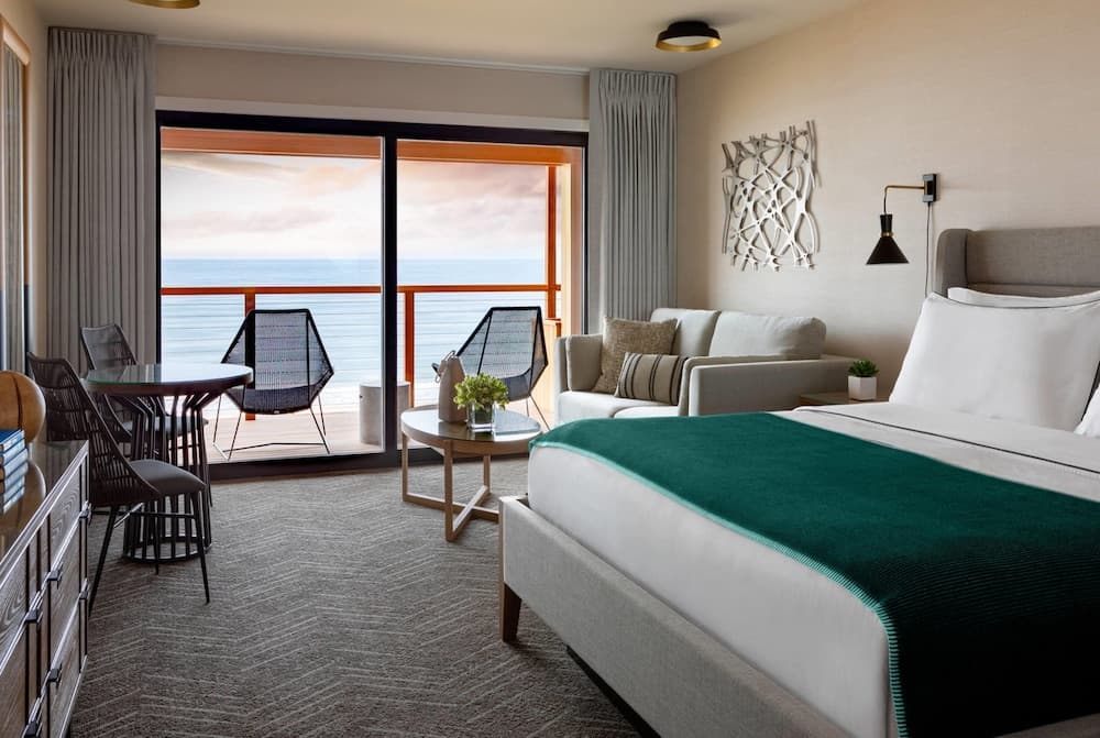 Room (Garden Oceanview King) at Wyndham Garden Wailoaloa Beach Fiji
