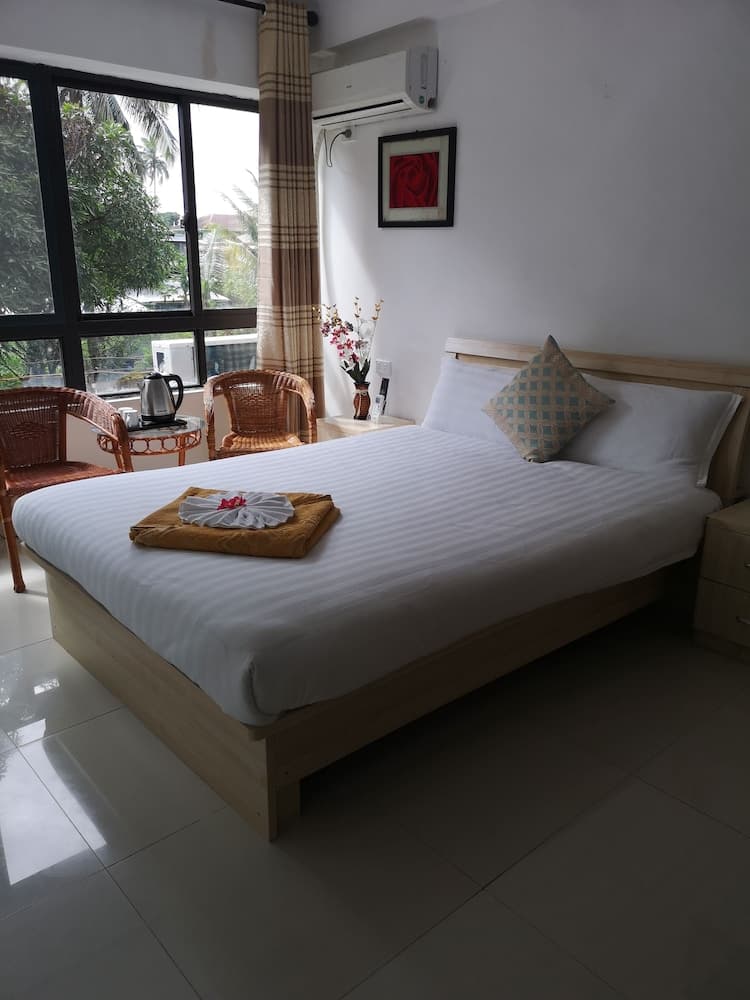 Deluxe Room, 1 Queen Bed, Non Smoking at City Apartment