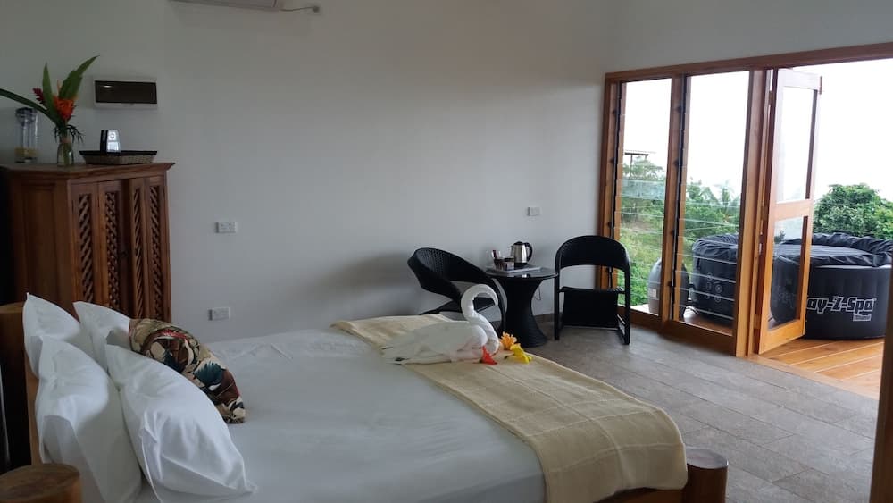 Exclusive House, Jetted Tub at Korovesi Sunshine Villas