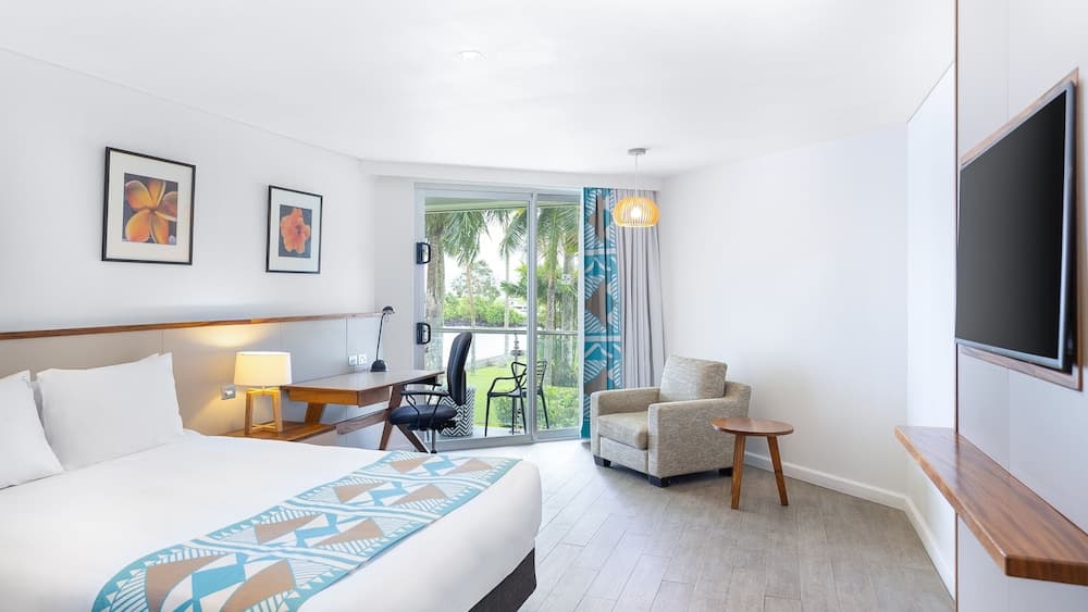 Room, 1 Queen Bed, Balcony (Ocean Sunset View) at Holiday Inn Suva by IHG
