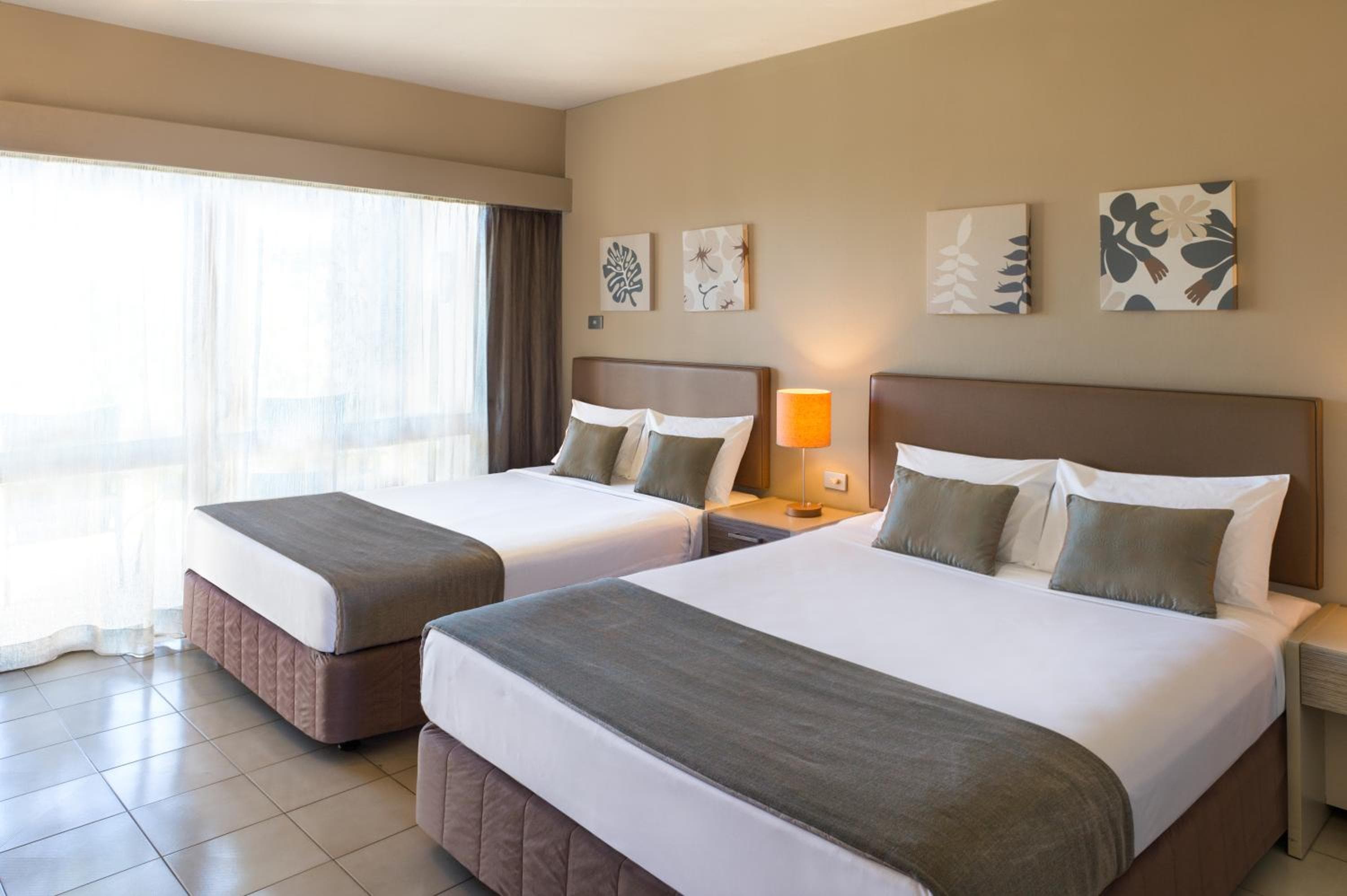 Standard Queen Room at Novotel Nadi