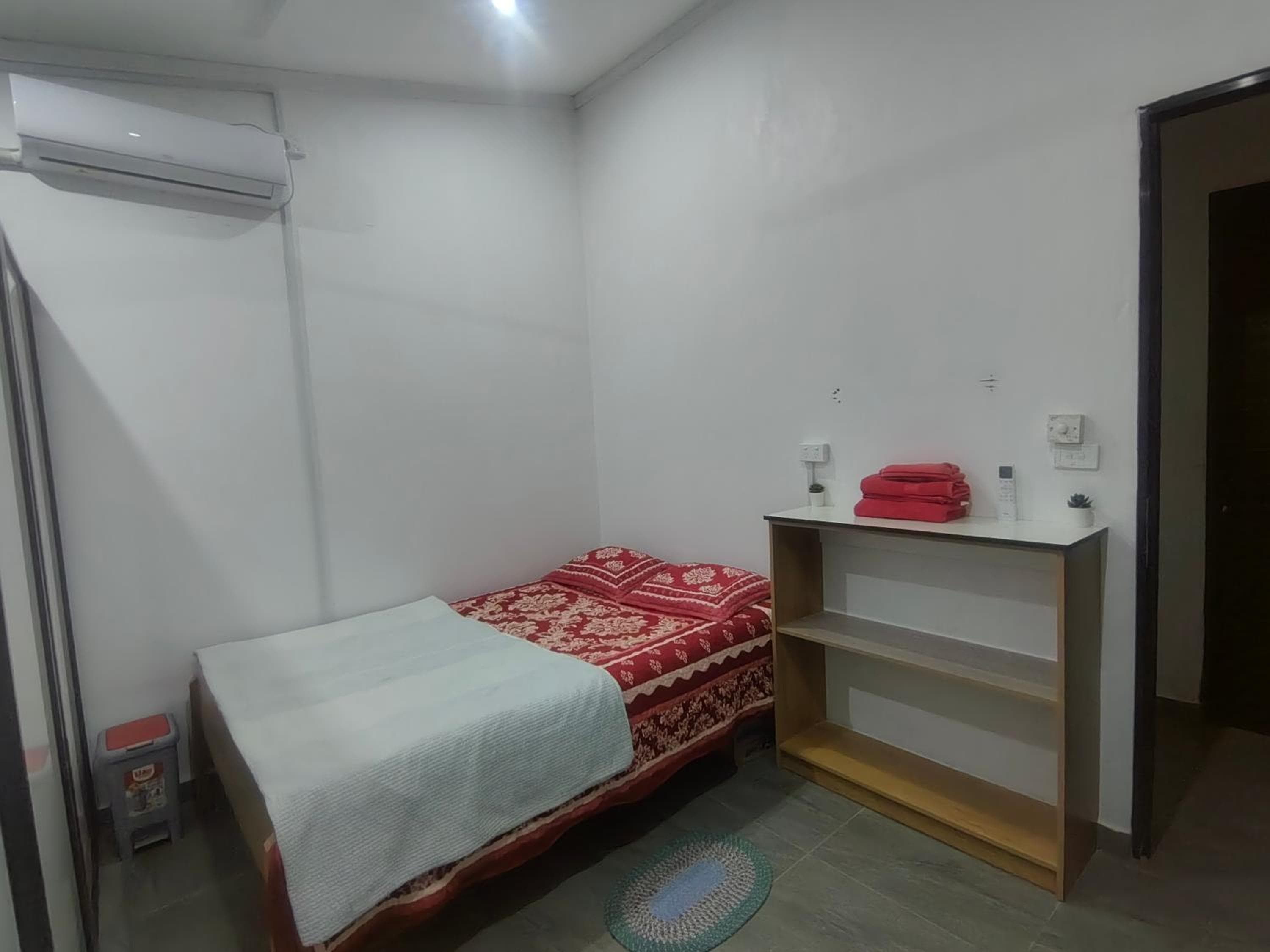 Small Double Room at Peace Hut