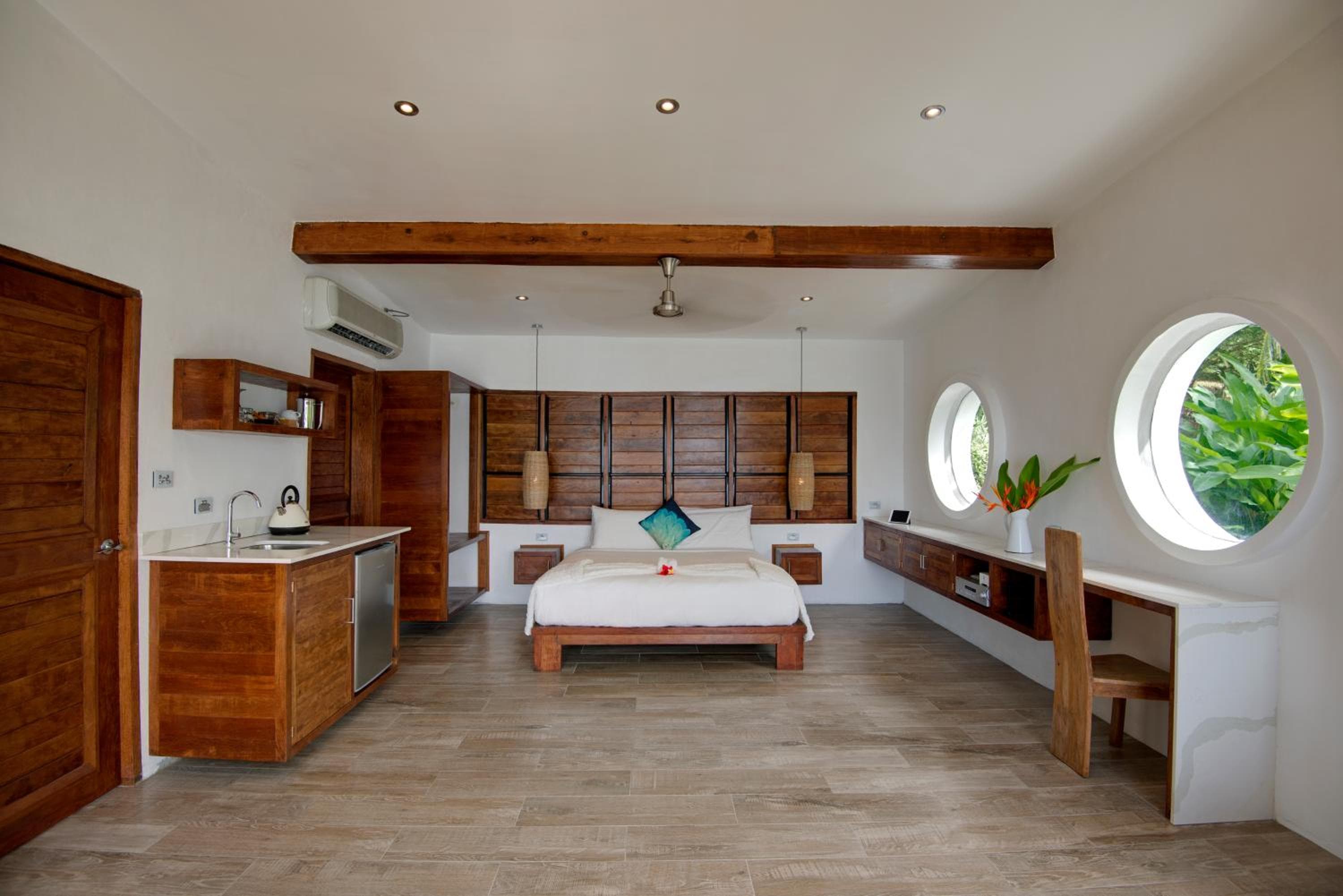 Deluxe Villa at The Remote Resort