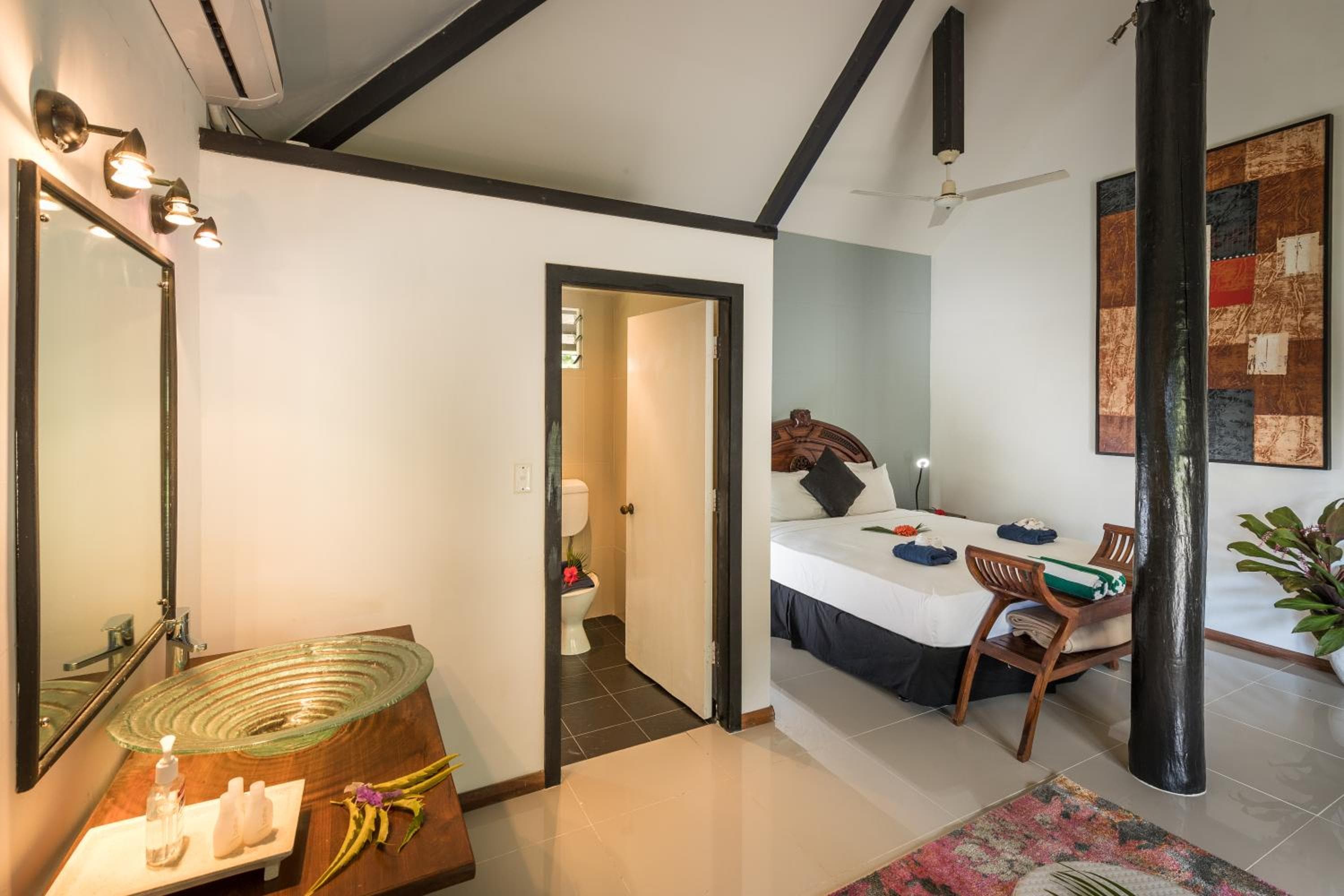 Standard Room at Wellesley Resort Fiji