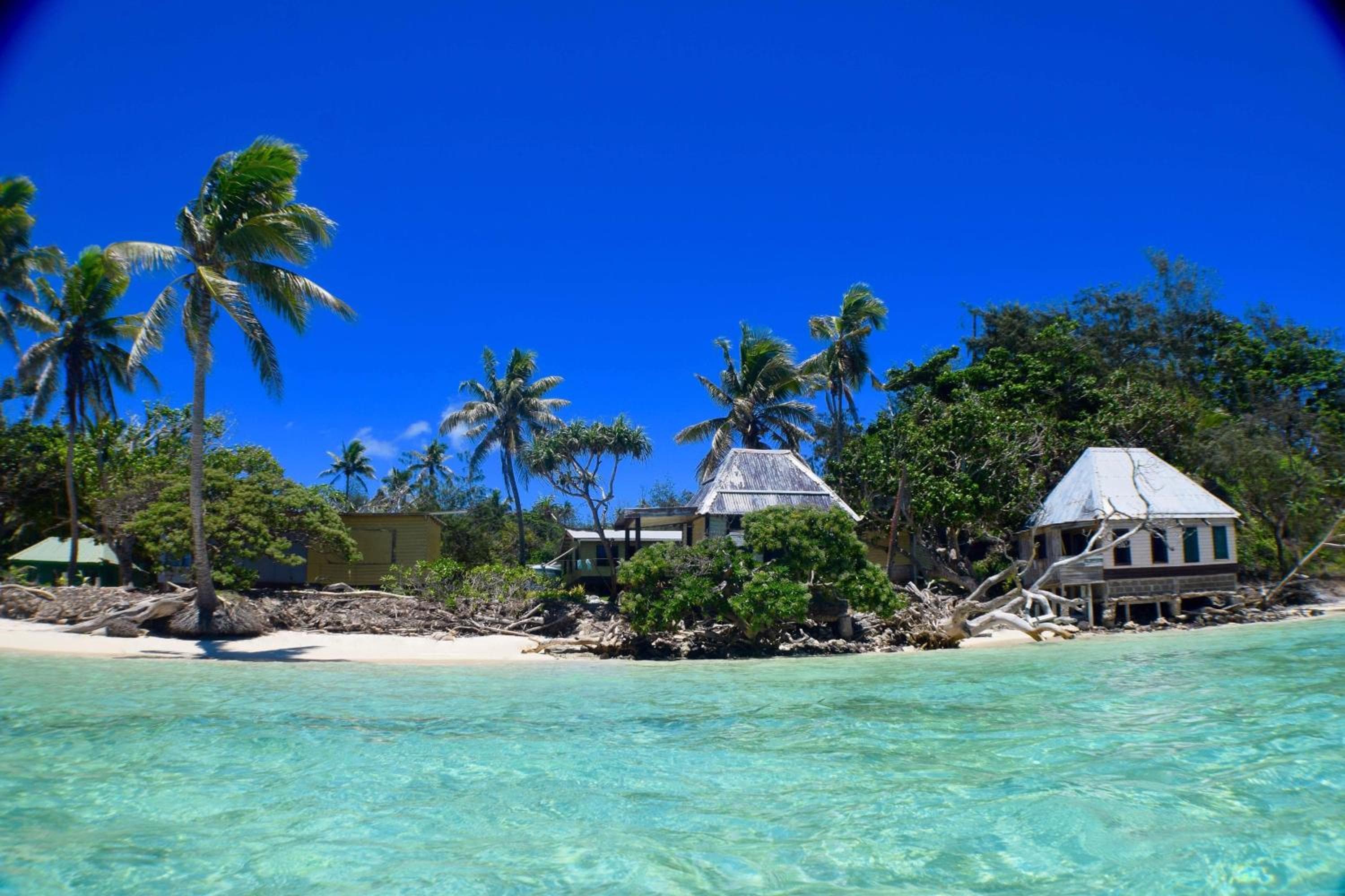Deluxe Double Room with Sea View at Sunrise Lagoon Homestay