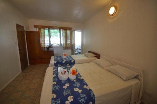 Four-Bedroom Cottage with Pool View at Daku Resort
