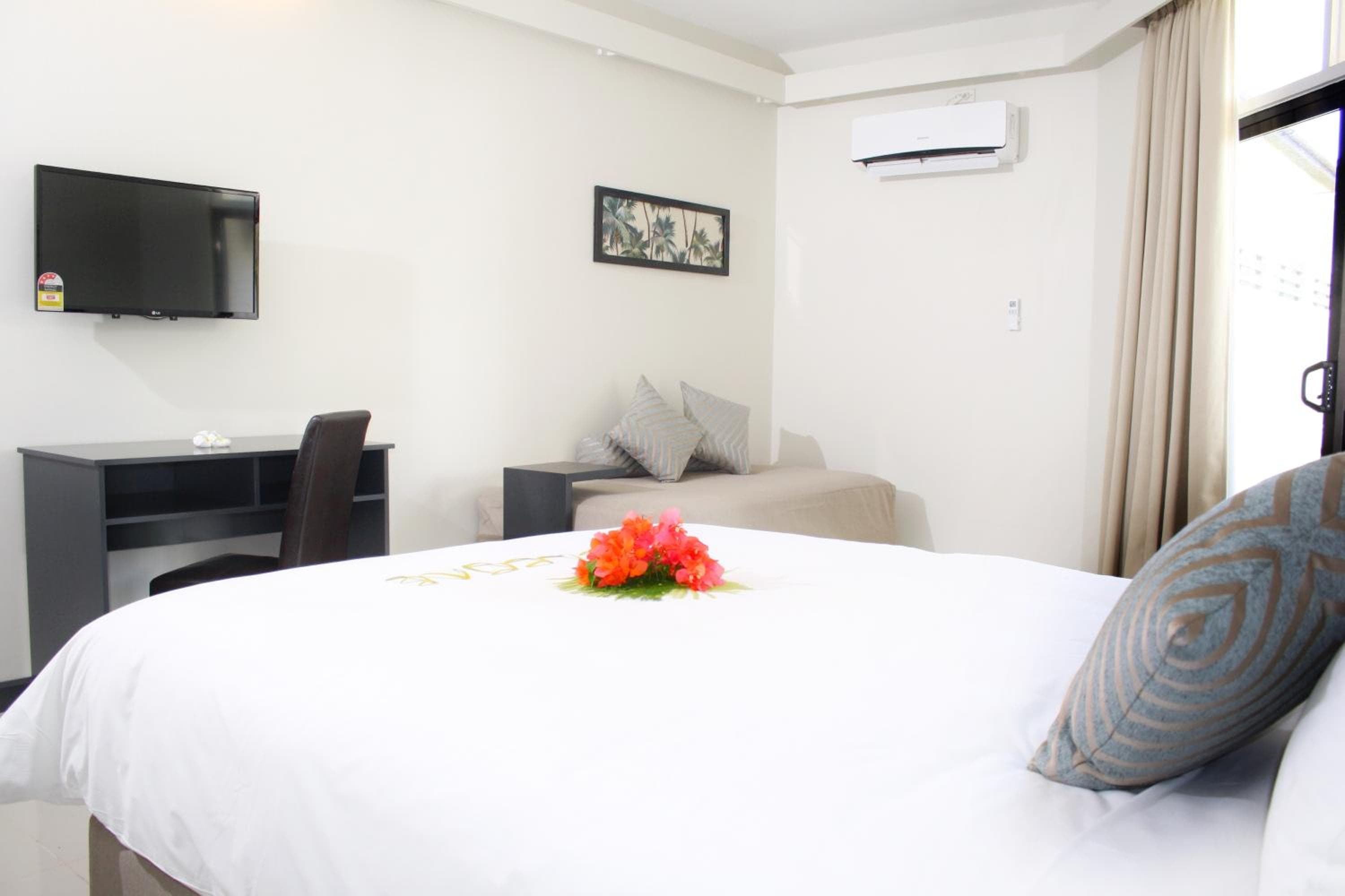 Budget Double Room at Hotel Oasis
