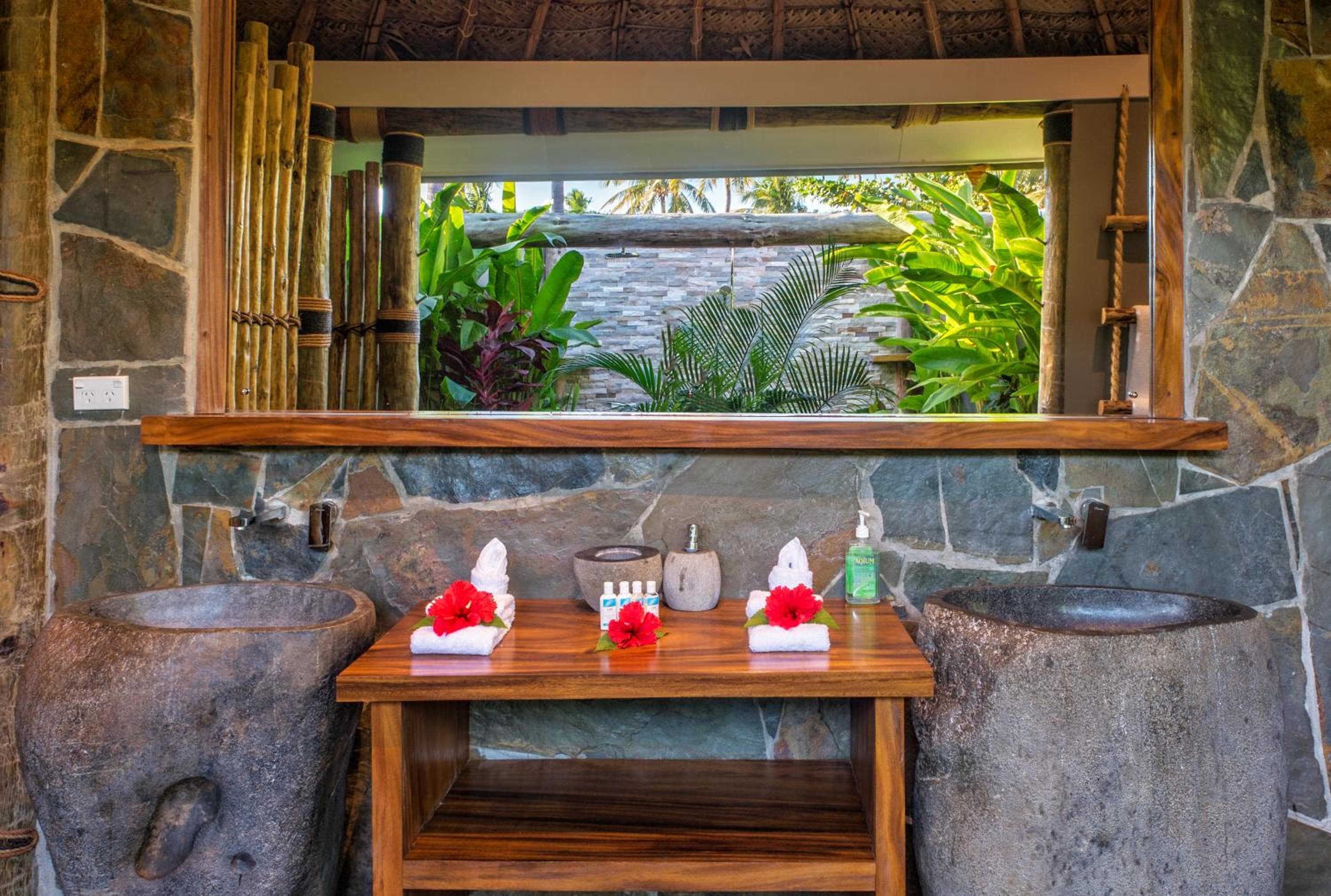 King Suite with Sea View - Adults Only (Paradise Suite) at Paradise Cove Resort