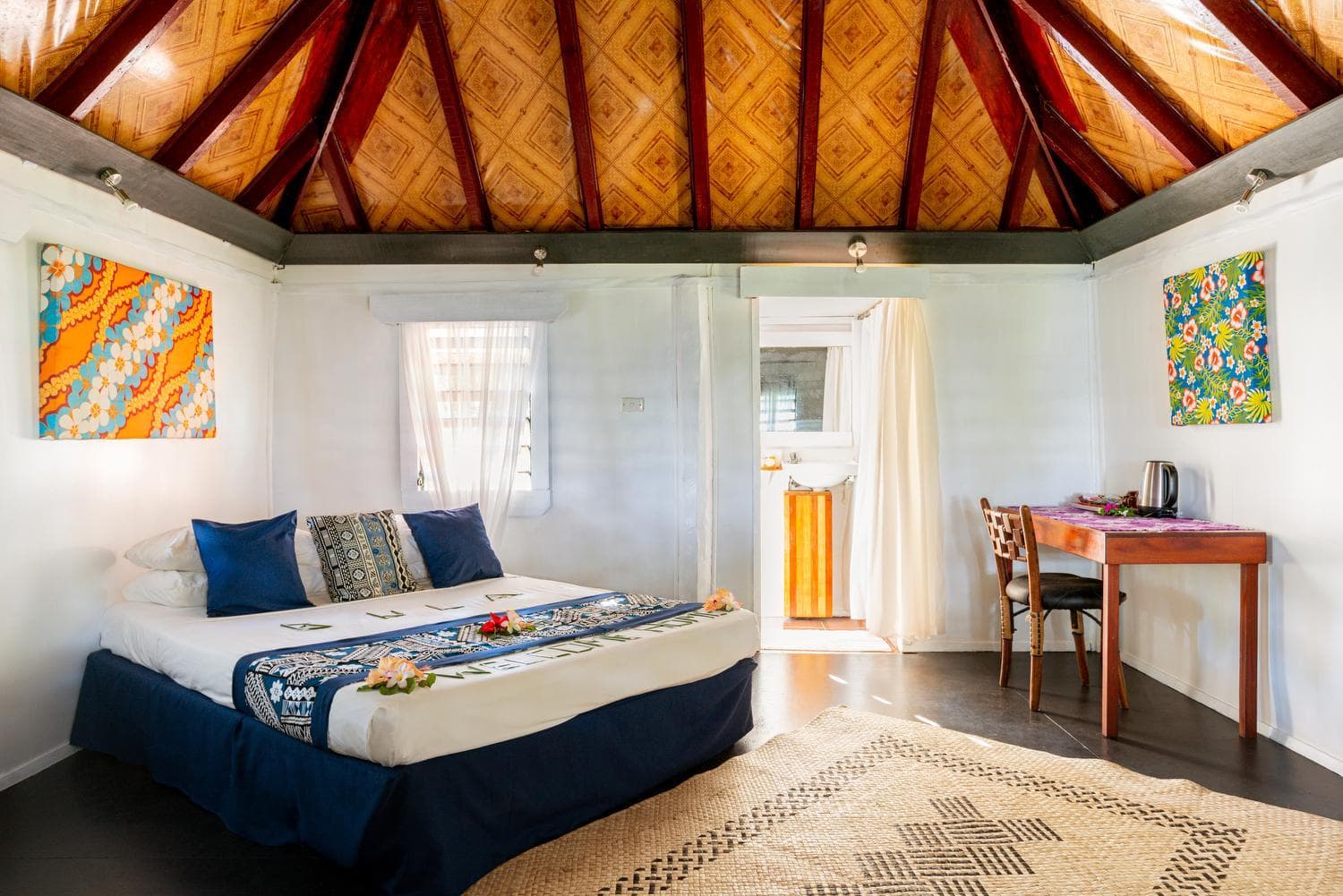 Double Room with Sea View at Belo Vula Island Resort Pte Limited