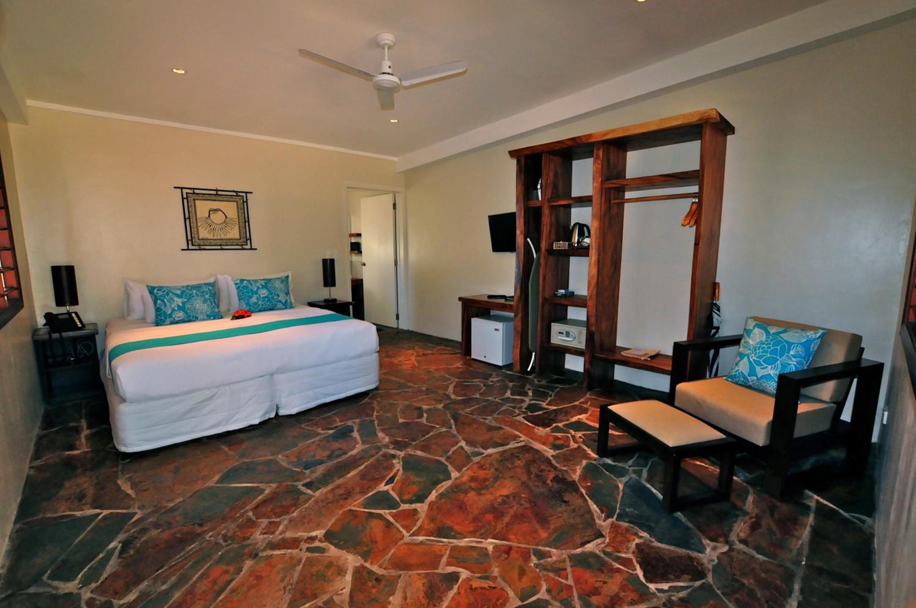 Bungalow with Garden View at Paradise Cove Resort