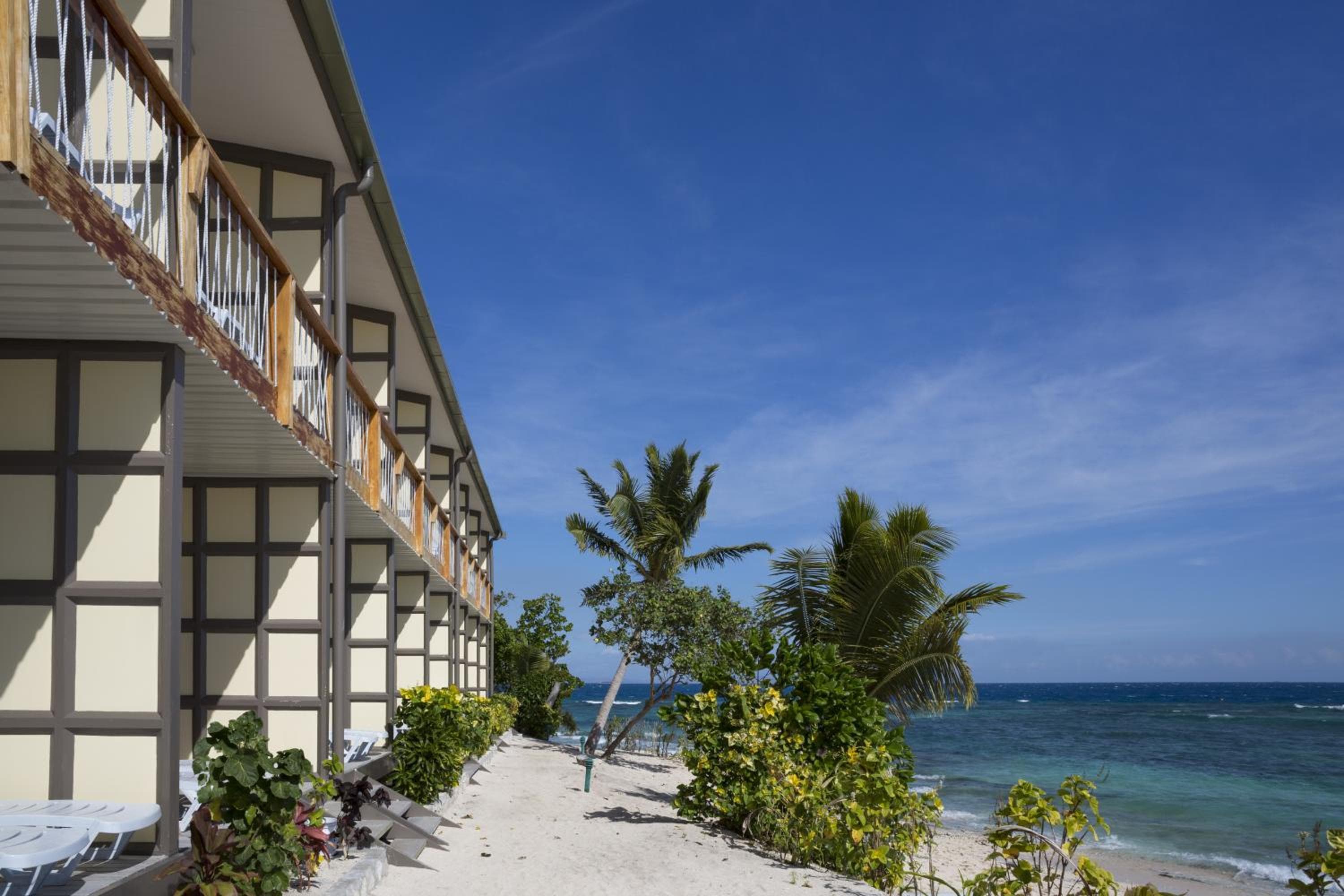 Ocean View Twin Room at Beachcomber Island Resort