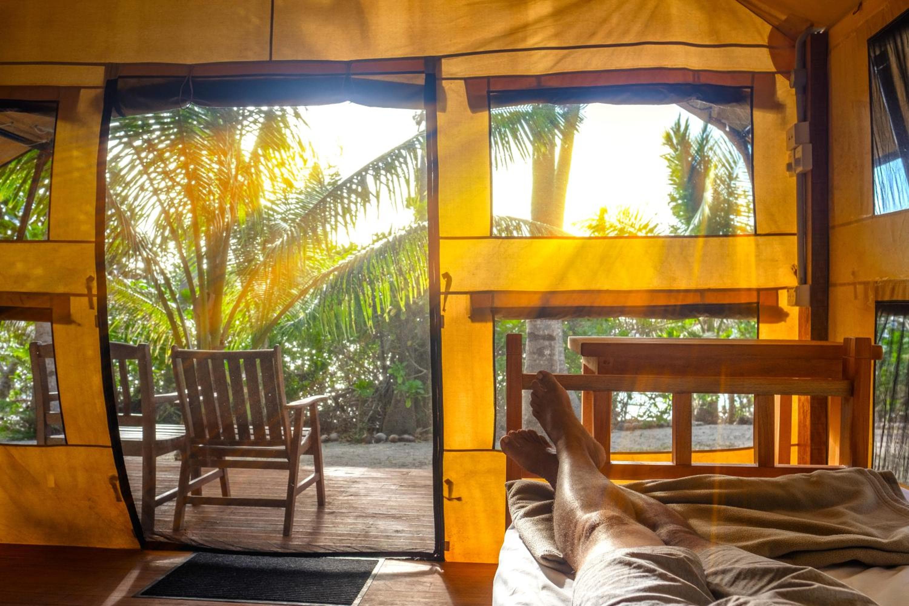 Vai (Manta Ray) Dorm at Barefoot Manta Island Resort