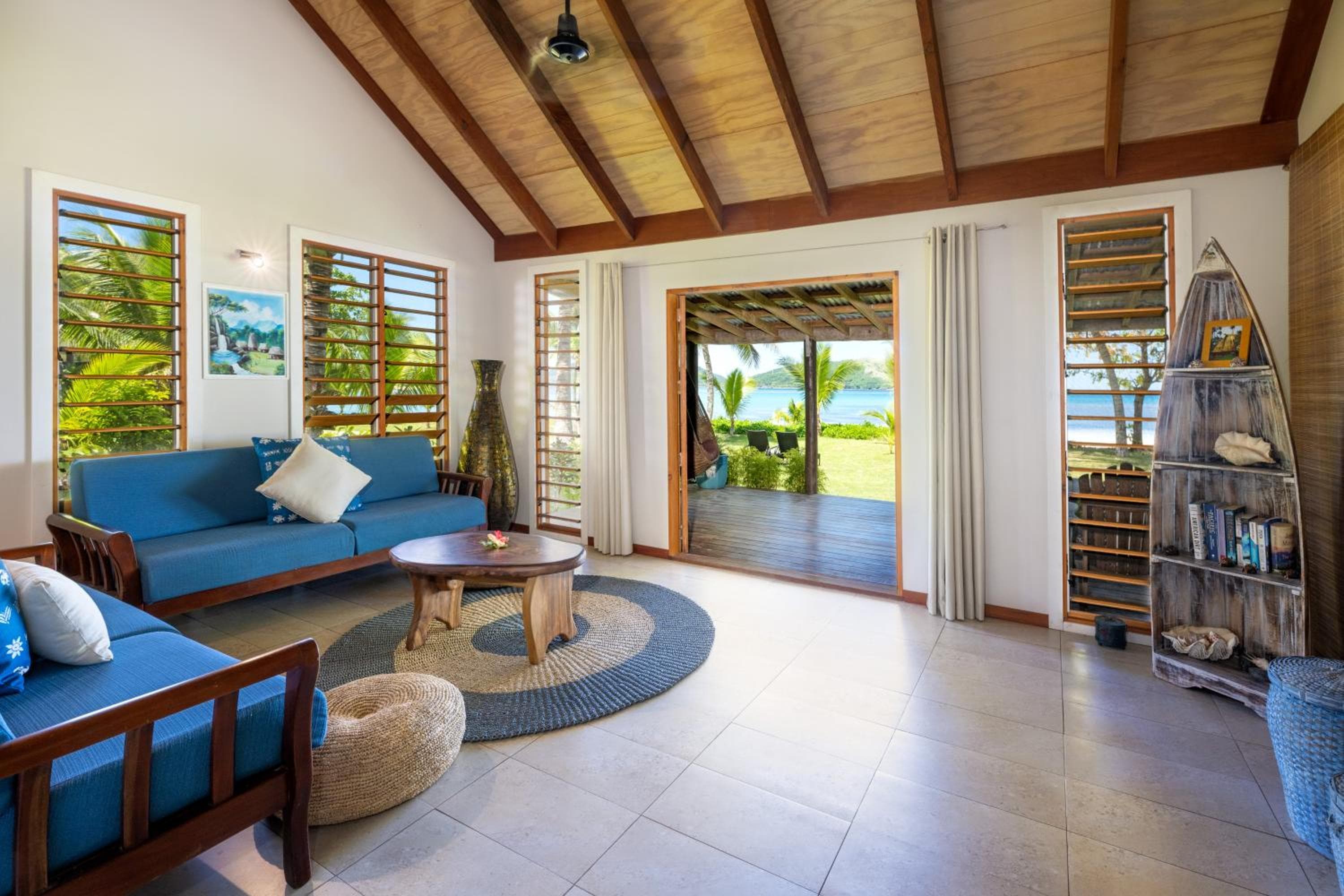 Deluxe One-Bedroom Villa at Oarsman's Bay Lodge