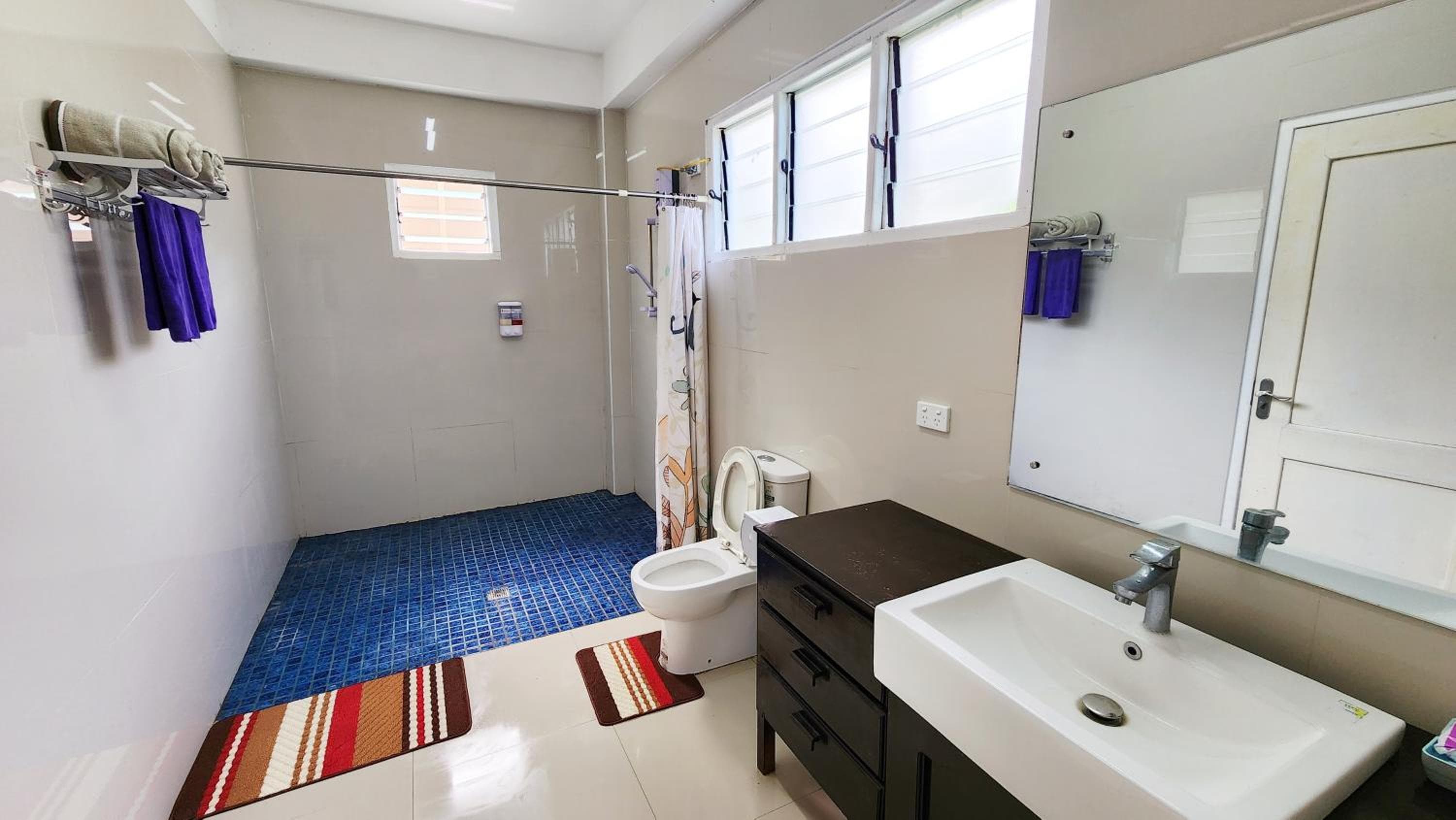 Double Room with Private Bathroom at Ocean Heart Hotel