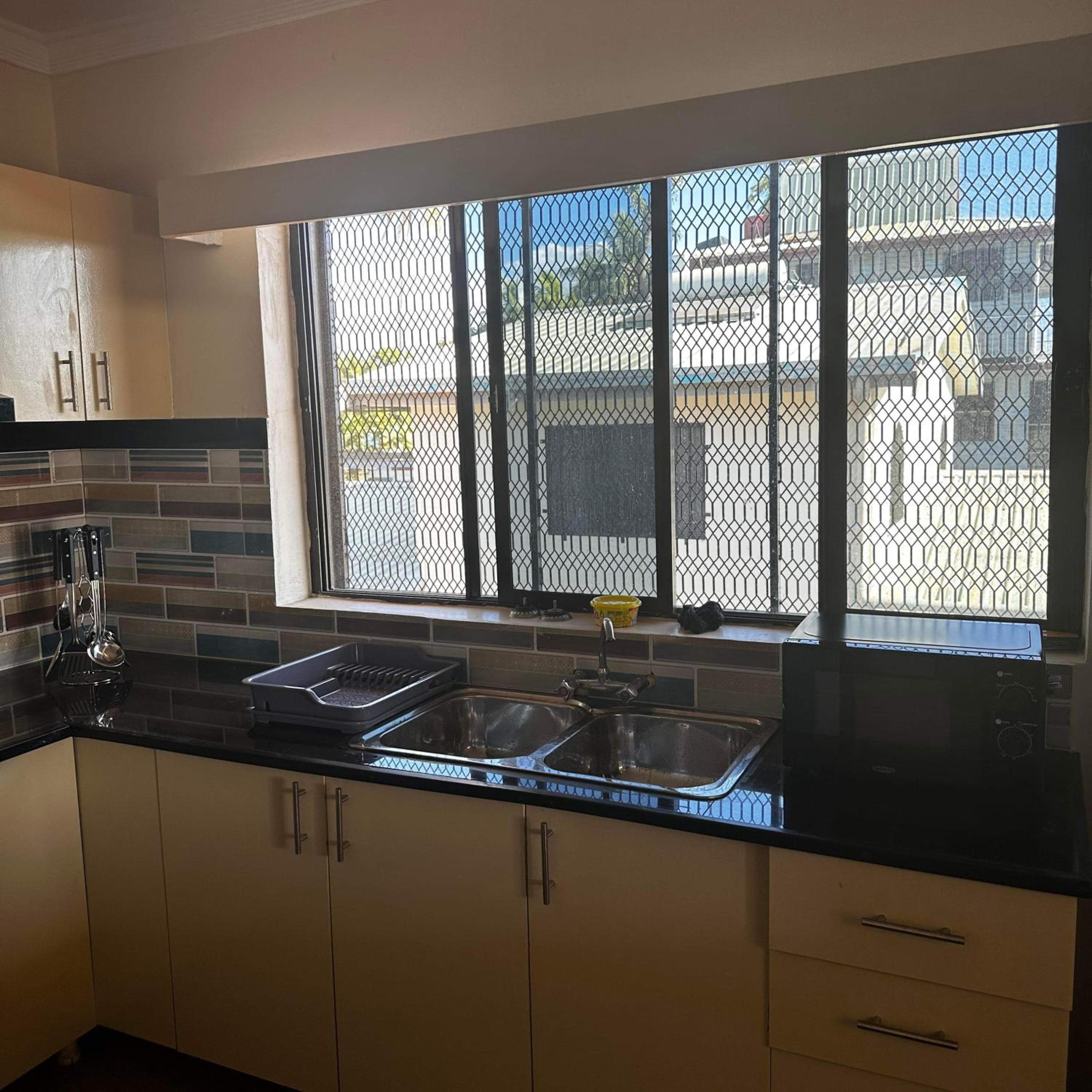Three-Bedroom Apartment at KumarVacation Home 38 Kennedy Road Unit 2