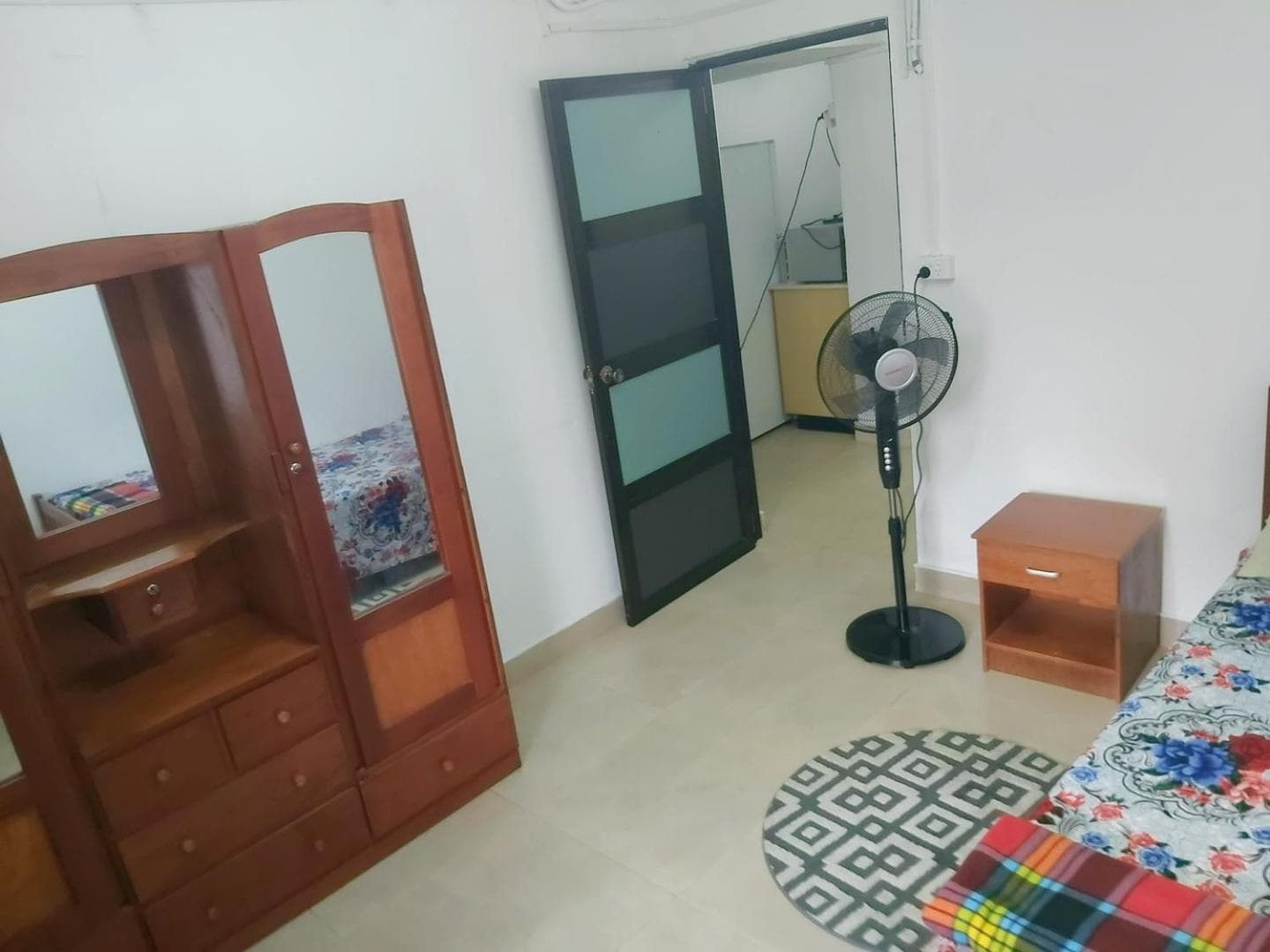 Budget Single Room at Barrett Accommodation Budget Rooms