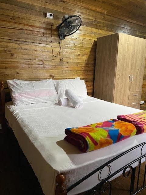 Deluxe Queen Suite at Taveuni Breeze