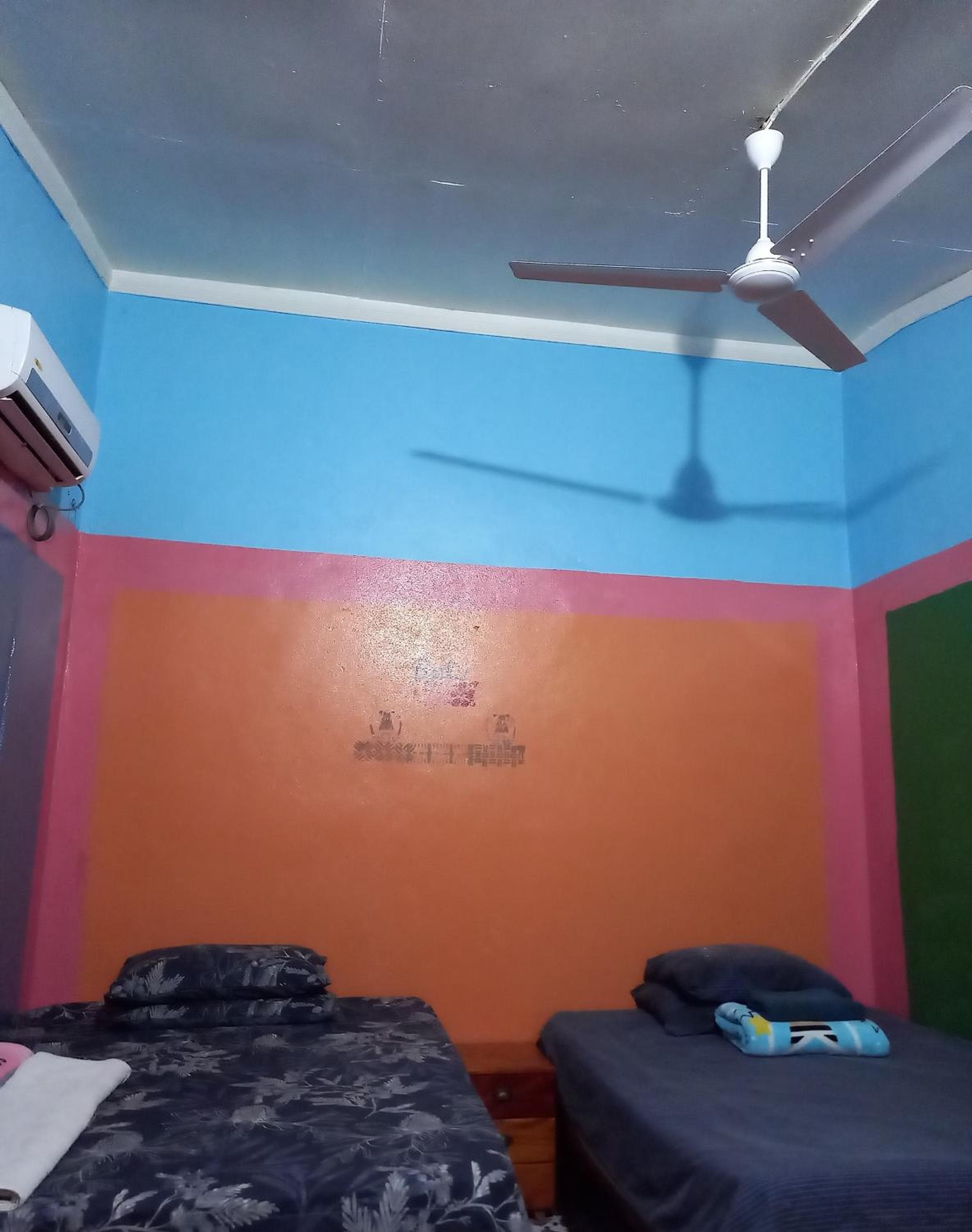 Double Room With Private Bathroom at SeaSide HomeStay and Airport Shuttle