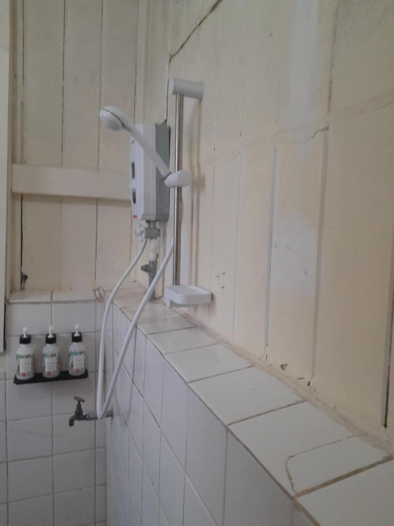 Family Room with Private Bathroom at New Mavida Lodge