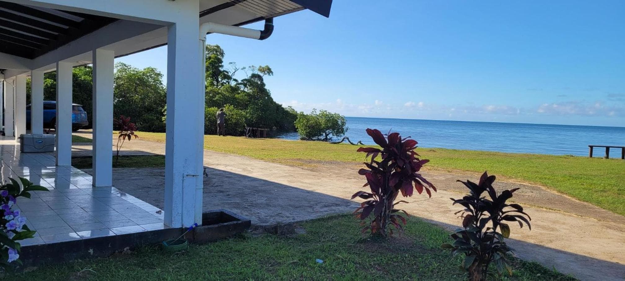 One-Bedroom Apartment at Sunshine Villas