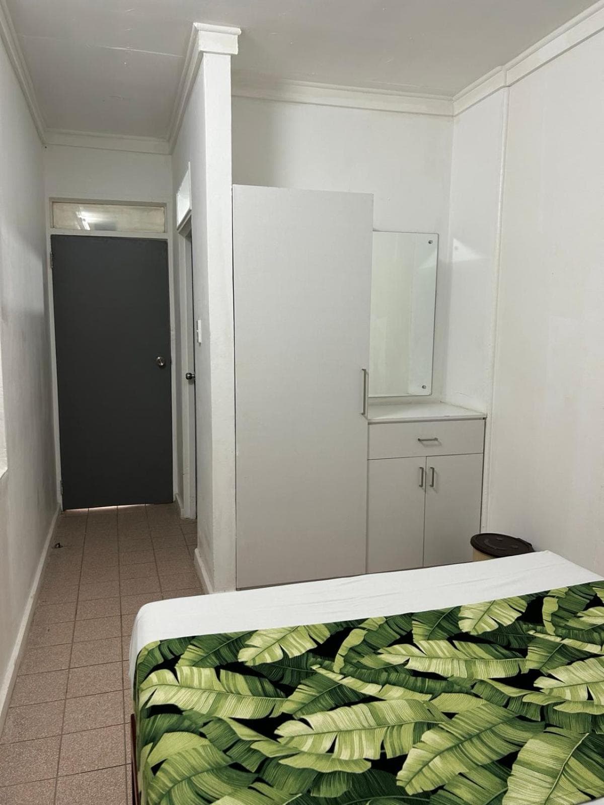 Standard Double Room with Fan at Yatu Lau Transit Hotel