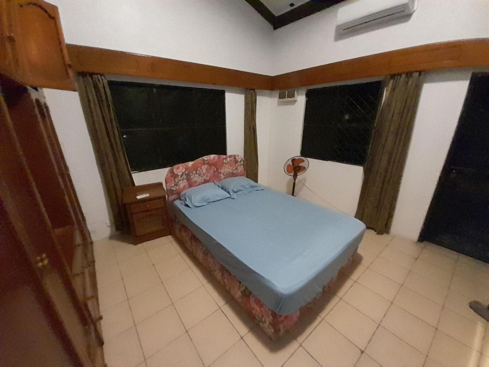 Two-Bedroom House at Executive House