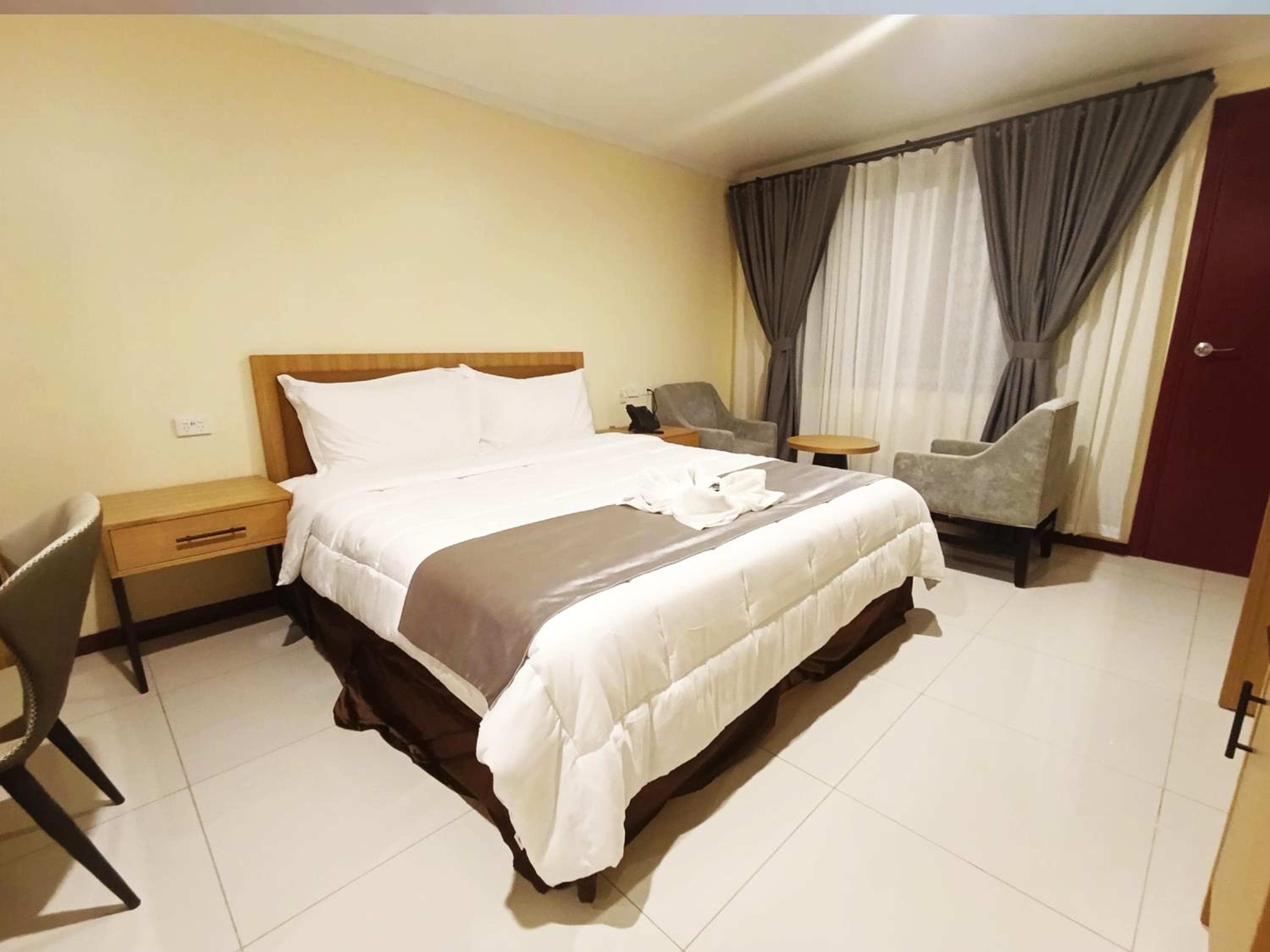 Executive Suite at Grand Eastern Hotel