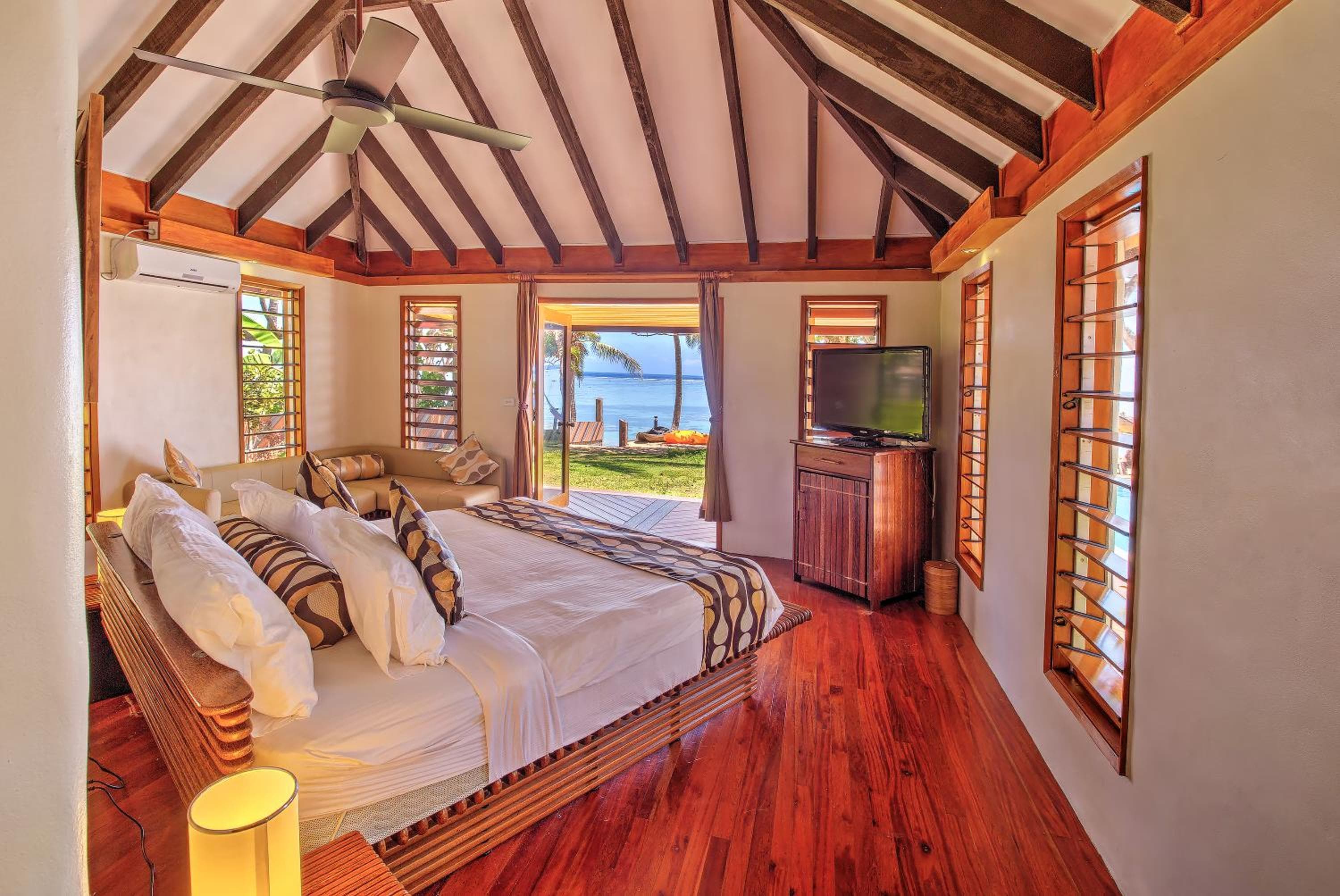 Villa 1 - Hibiscus with Ocean View at Maui Palms