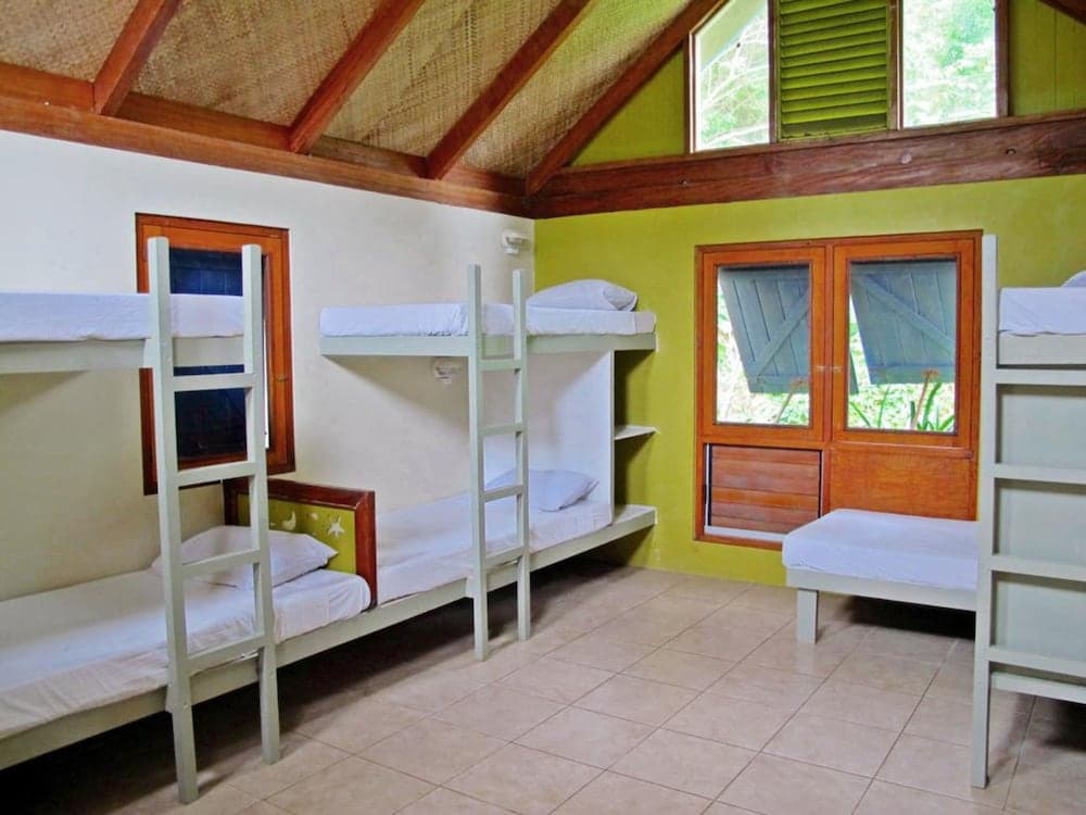 Basic Shared Dormitory, Mixed Dorm, Non Smoking (6-Bed) at The Beachouse