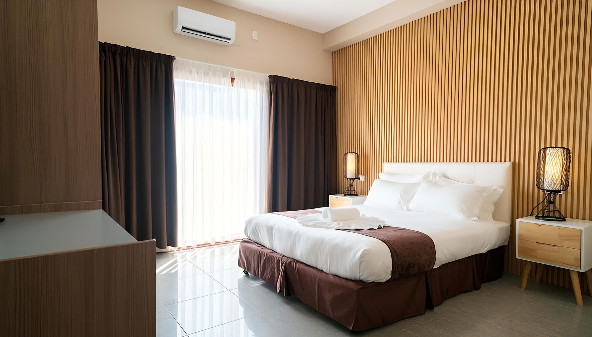 Deluxe Room, 1 Queen Bed at Hotel Bulabard