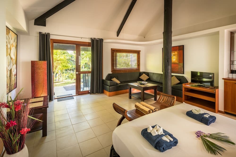 Executive Room, 1 King Bed at Wellesley Resort