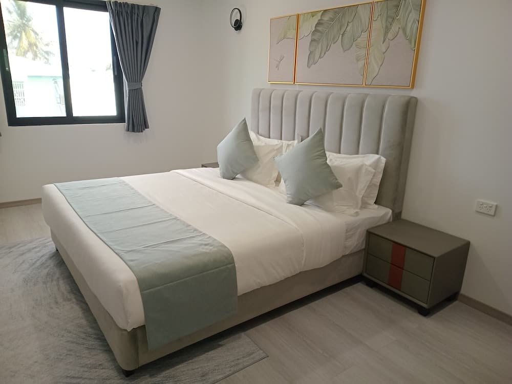 Executive Suite, 1 Bedroom, Balcony, Courtyard View at Hibiscus Suites And Residences