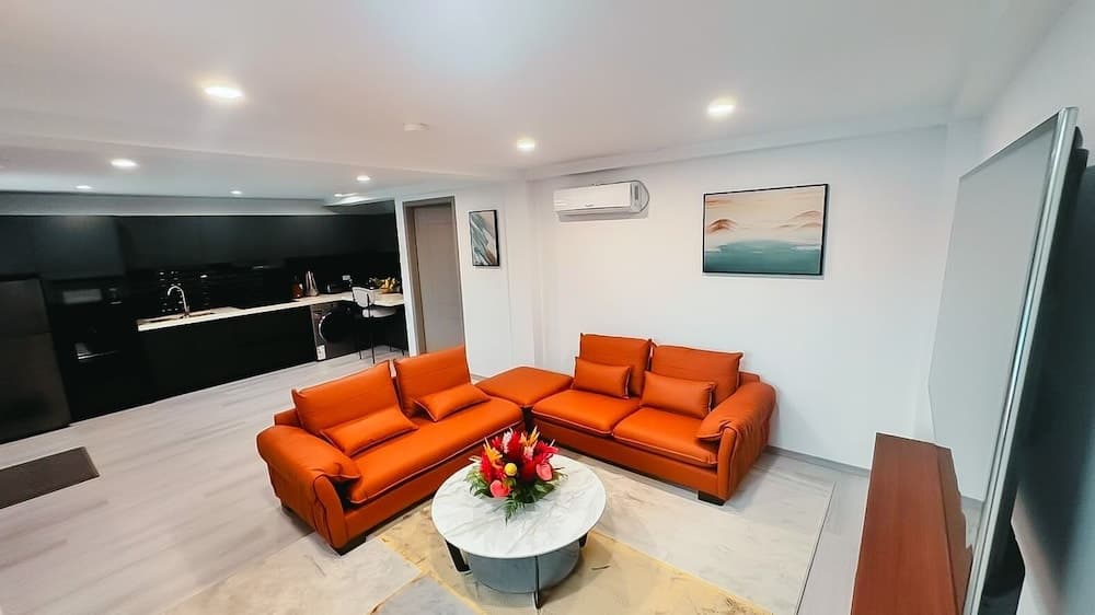 Presidential Suite, 1 Bedroom, Poolside at Hibiscus Suites And Residences