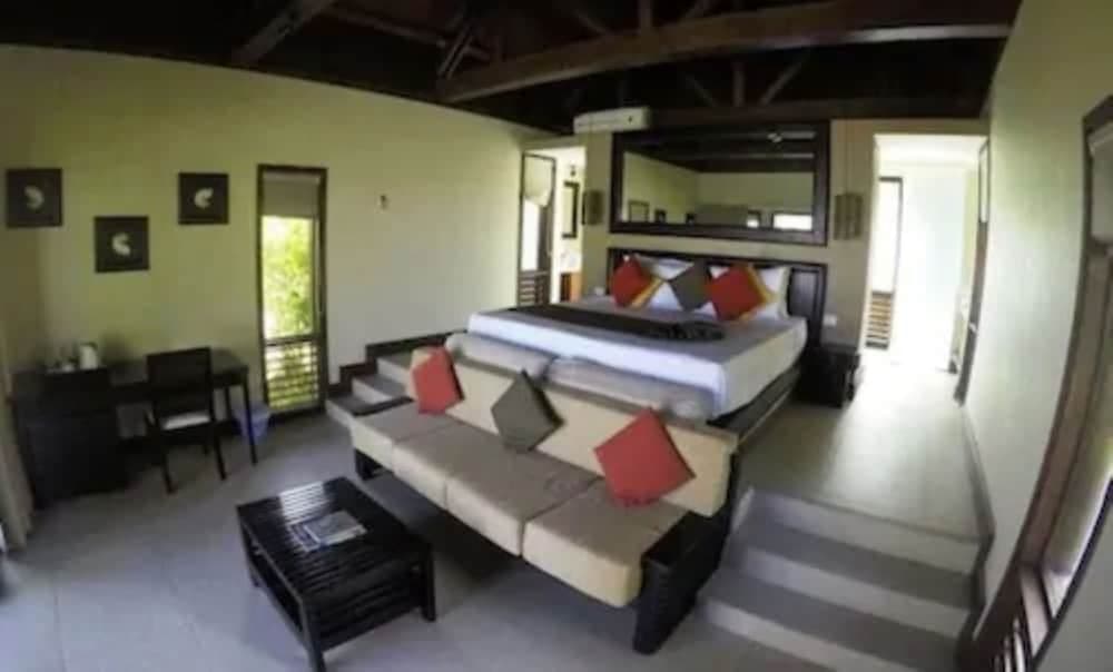 Beachfront Plunge Pool Bure at Tambua Sands Beach Resort - Adults Only