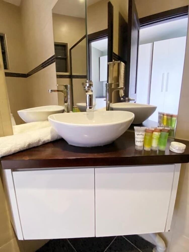 Standard Apartment at Greystone Apartments